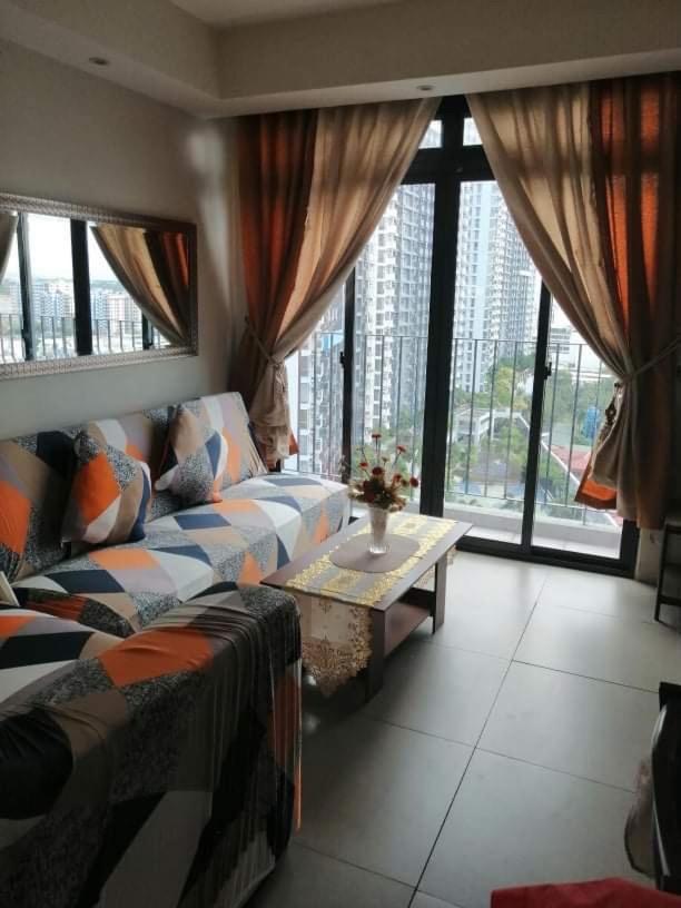 12 -A Portovita North Tower Quezon City Extérieur photo