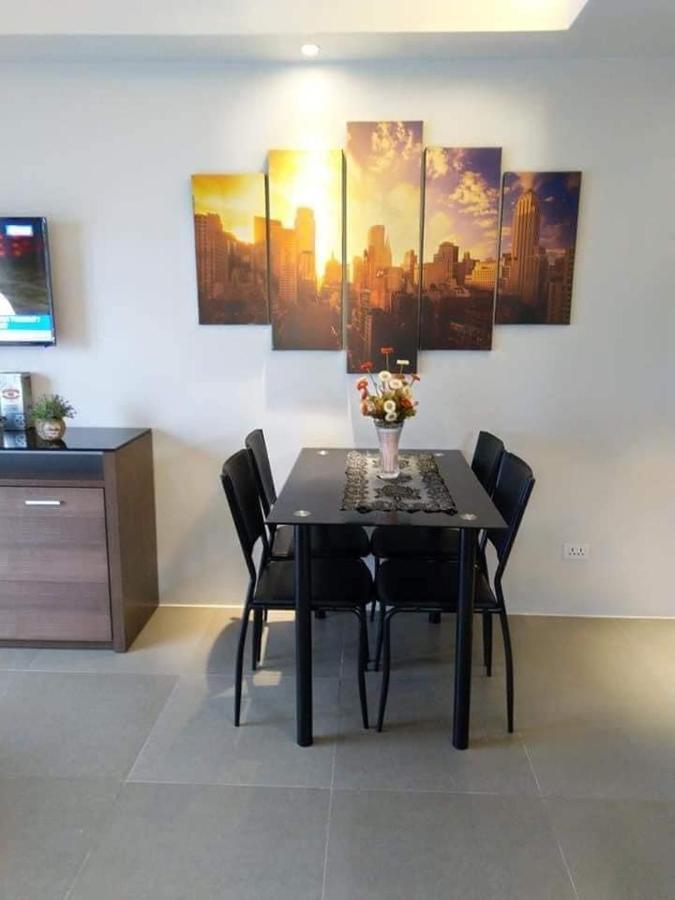12 -A Portovita North Tower Quezon City Extérieur photo